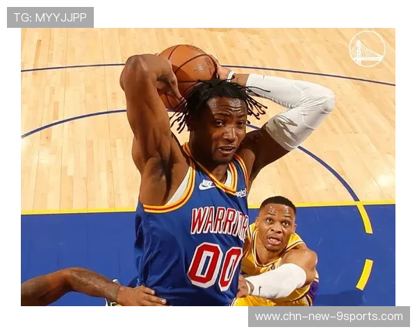 克莱外线火力全开，勇士自动切换雨点模式