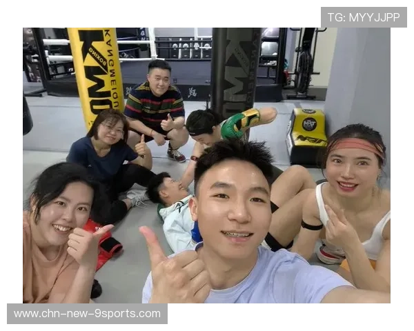 拳击队推行科学备战与营养管理,拳击队训练 拳击队推行科学备战与营养管理,拳击队训练